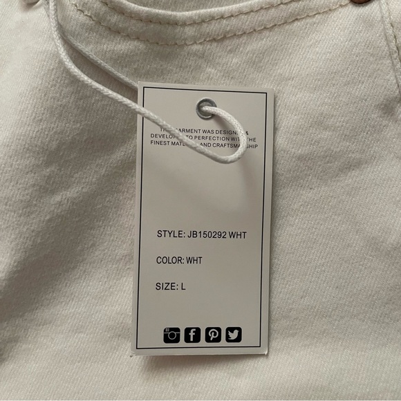 NWT Judy Blue White Shirts with Fur Lined Cuff Size Large - Picture 4 of 7